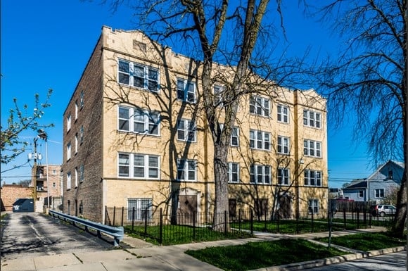 404 School St Apartments Chicago Exterior